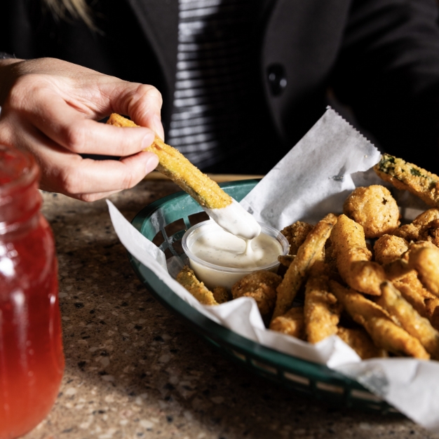 Montana-Mike's-fried-mushroom-zucchini